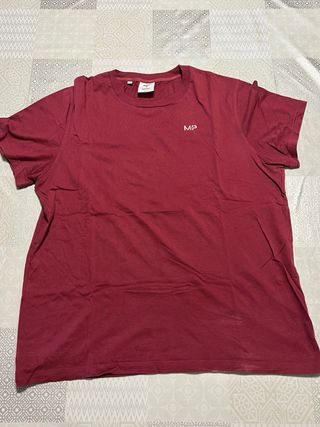 Conjunto Myprotein rojo