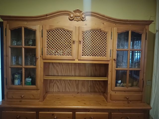 Mueble madera salón antiguo