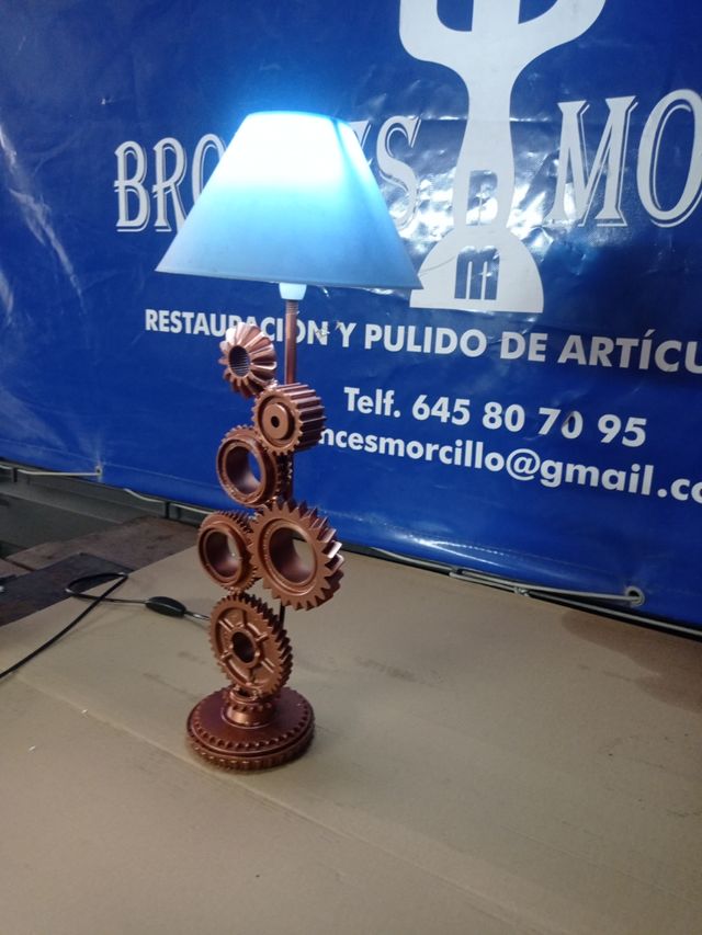 Lampara artesanal metal engranajes