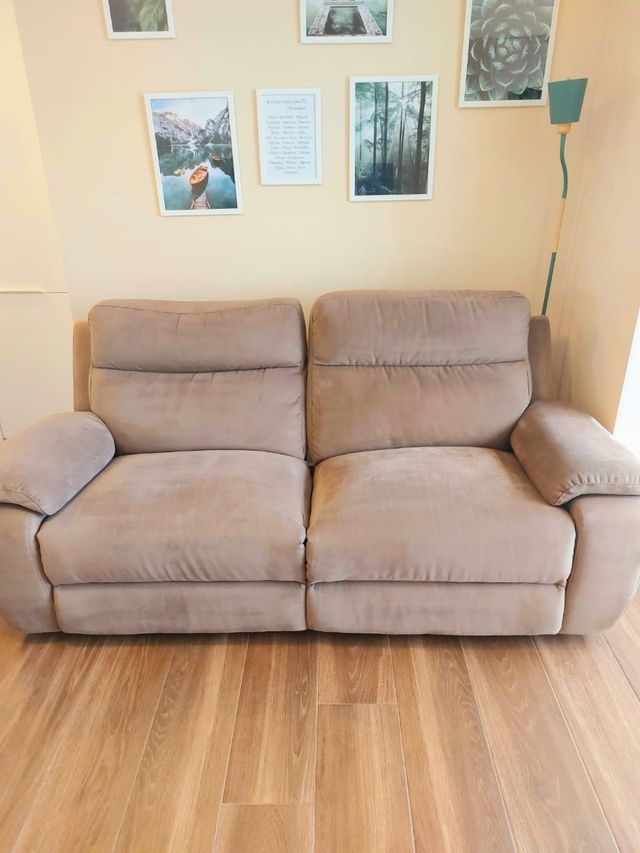 Sofá eléctrico en alcántara de 2,13m - Como nuevo