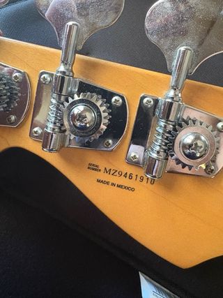 Bajo Fender Jazz Bass Mex 4 cuerdas