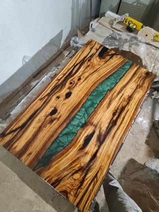 Mesa río resina - madera