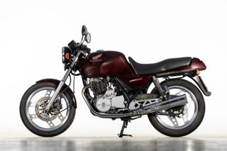 Honda XBR 500 - Motocicleta