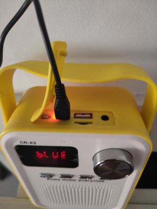 Radio Portátil Bluetooth CR-X3
