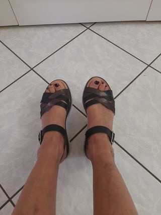 Sandali estivi neri e argento con suola vera pelle