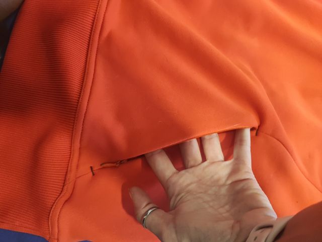 Sudadera Adidas roja - Talla M