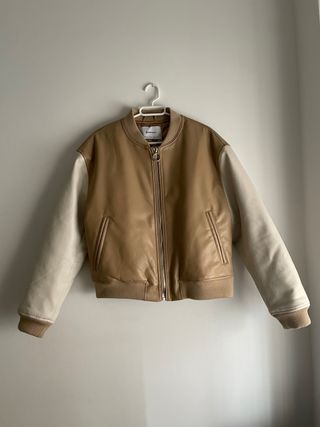 Chaqueta Stradivarius beige M