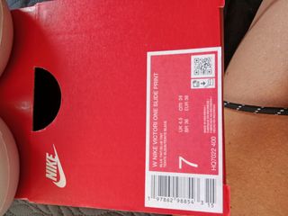 Chanclas Nike Victori One Slide 38