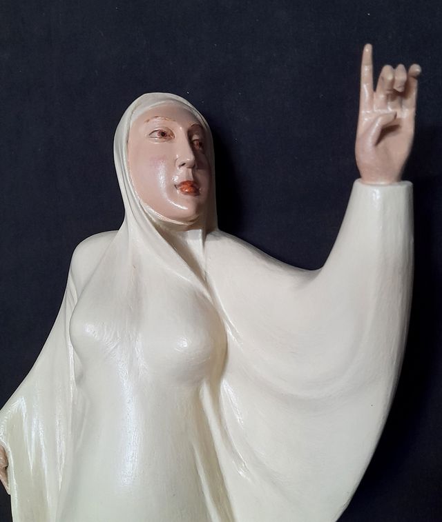 Escultura María Guerrero: Art Déco