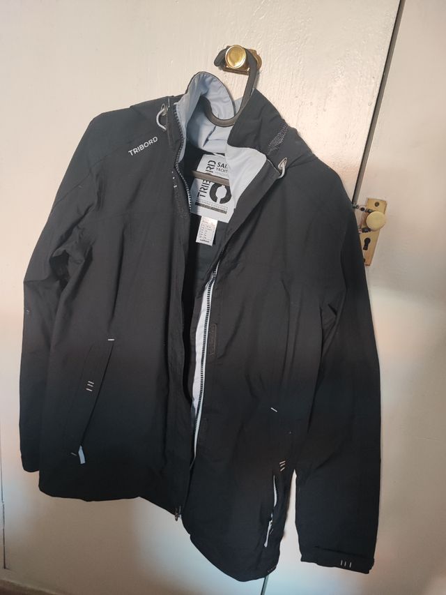 Chaqueta Tribord negra cortavientos