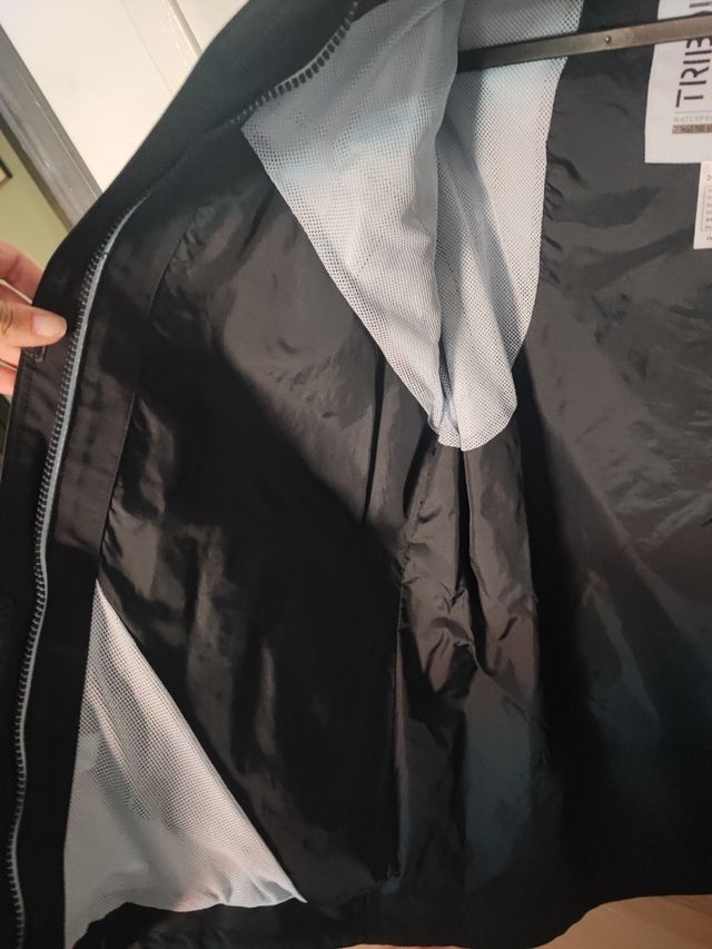 Chaqueta Tribord negra cortavientos