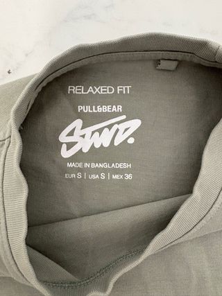 Camiseta Pull & Bear verde oliva