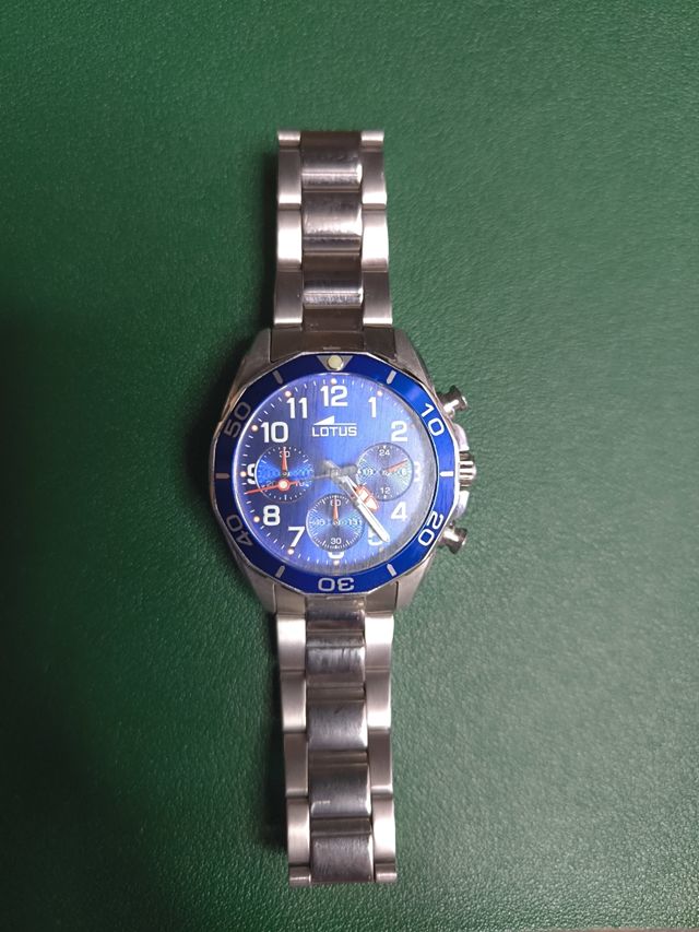 Reloj Lotus Junior cronógrafo azul y plata