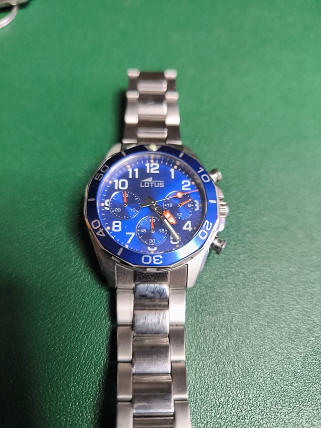 Reloj Lotus Junior cronógrafo azul y plata