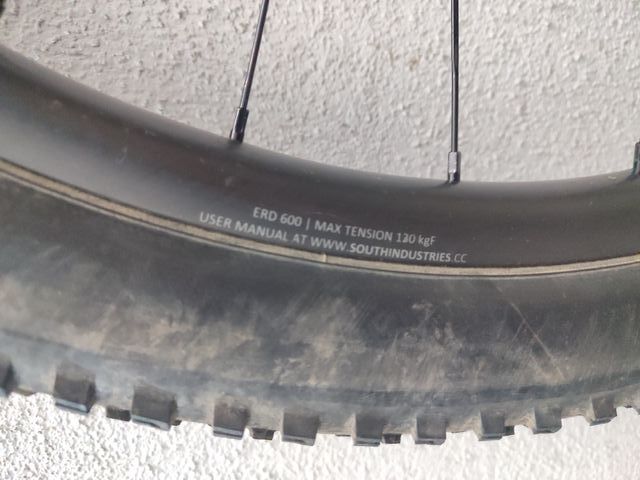 Roda 29" BTT Carbono South Industries 28mm interno