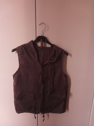 Gilet Marrone con Cappuccio