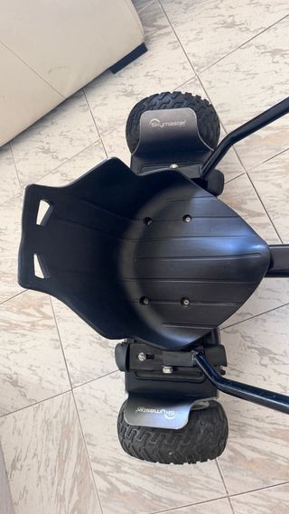 Hoverboard SkyMaster con asiento