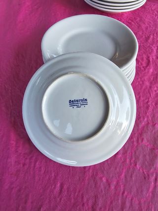 Set piatti in ceramica e porcellana