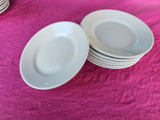 Set piatti in ceramica e porcellana