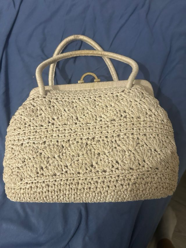 Bolso vintage beige tiene alguna manchita por dent