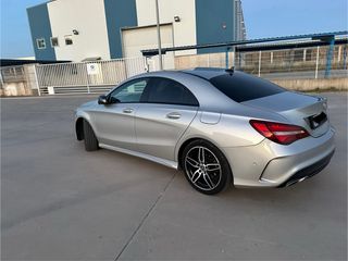 MERCEDES CLA 200d AMG Line con Pack Night