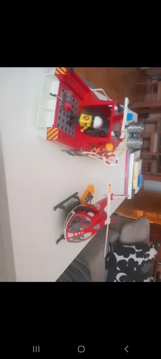 Playmobil: Barco y helicóptero de rescate
