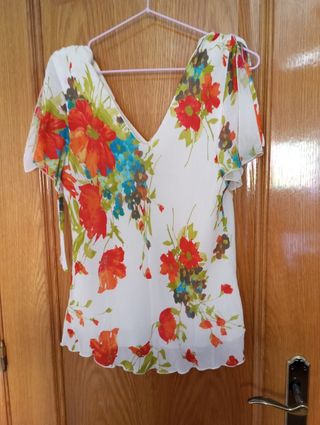 Conjunto veraniego flores
