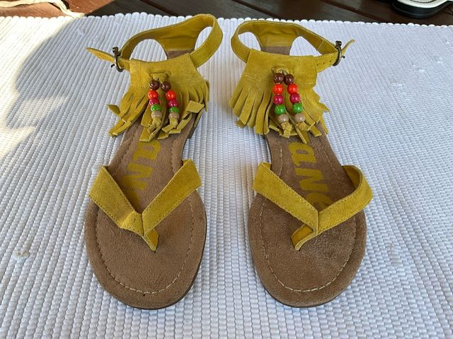 Sandálias 36 de dedo Hetane Mostarda