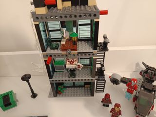 Lego Marvel Super Heroes 76005