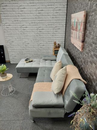 Sofá cama terciopelo gris