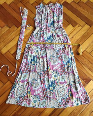 Vestido de Verano largo estampado multicolor.