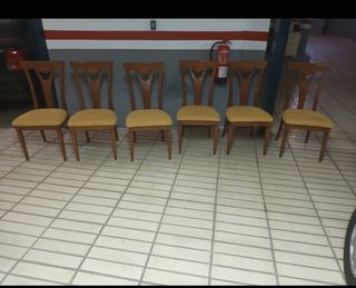 Mesa extensible madera y 6 sillas 