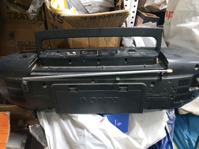 Radio cassette Sony .No funcionan los cassettes.