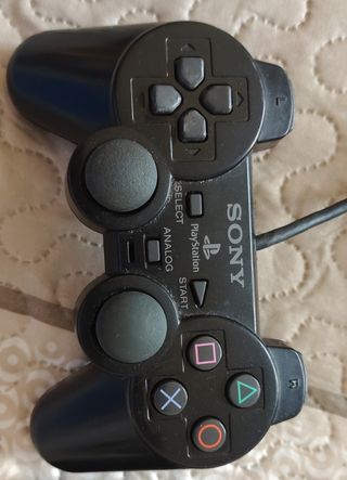 PS2 (PlayStation 2) - 2 mandos + juegos