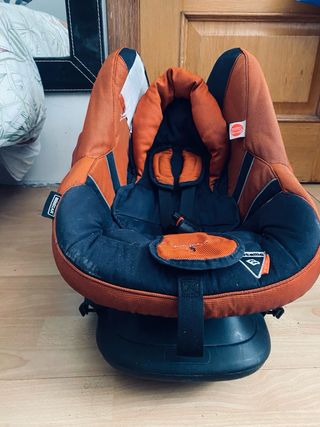 Silla de coche bebe Concord y carrito de bebe
