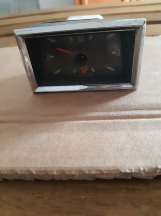 Reloj Mercedes W110/W111 recambio clasico 