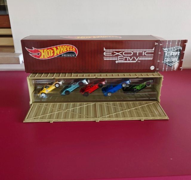 Hot Wheels Exotic Envy - 5 auto
