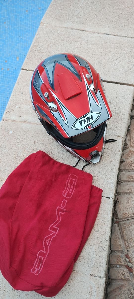 Casco motocross rojo