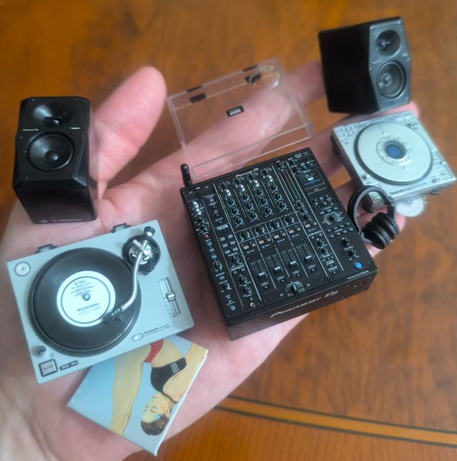 Miniaturas technics, pioneer dj