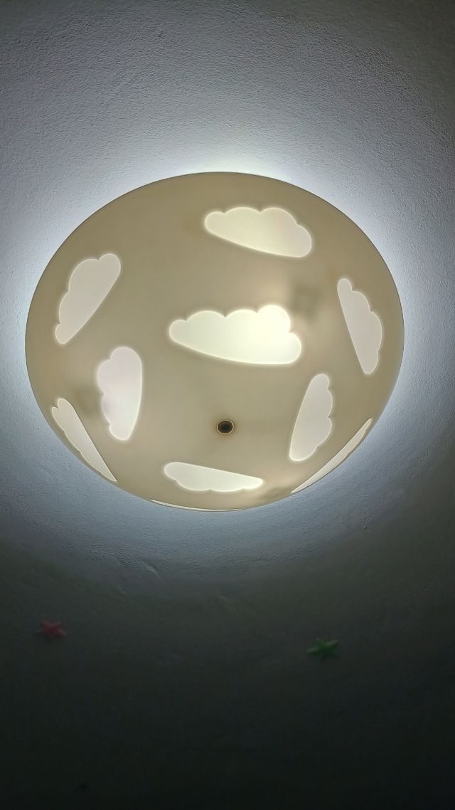 Lampara techo infantil Ikea - Nubes