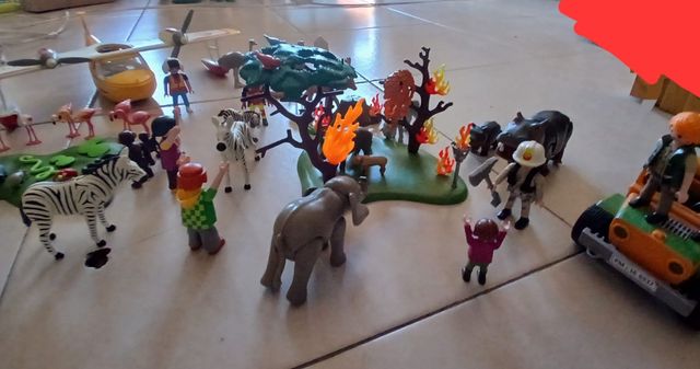 Playmobil: Piratas,Policías y bomberos