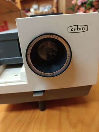 Proyector diapositivas antiguo