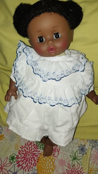 Bambole nere 35cm Prezzo unitario 9,90€