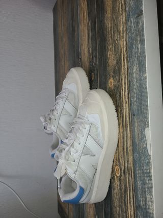 New Balance CT302 - Zapatillas blancas y azules