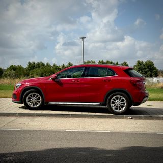 Mercedes-Benz GLA 2015