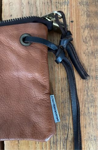 Bolso mano cuero marrón