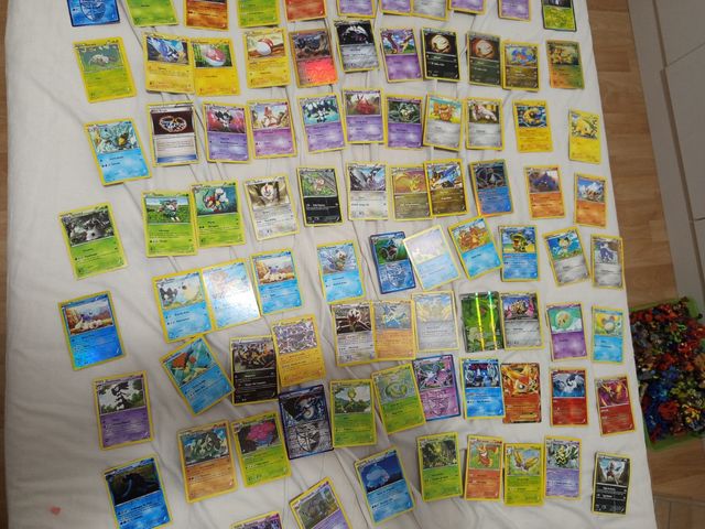 Lote de cartas Pokémon