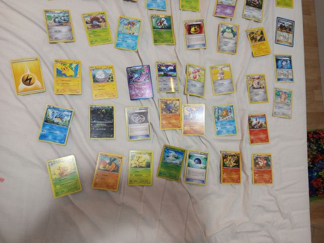 Lote de cartas Pokémon