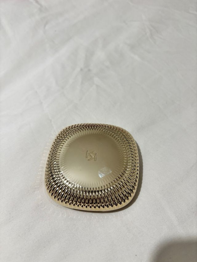 Iluminador en polvo Kiko Golden Waves ed. limitada