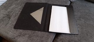 Funda negra tablet